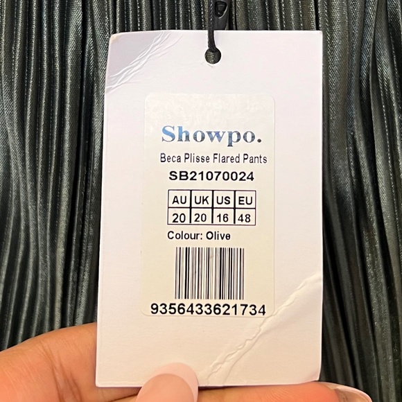 High Waisted Plisse Flare Pants - Olive - Picture 3 of 4